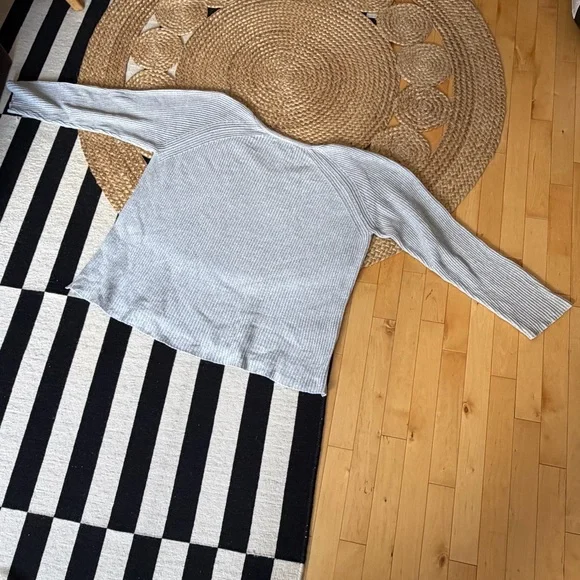 Bare Knitwear V-Neck Sweater in Light Gray - Picture 7 of 11